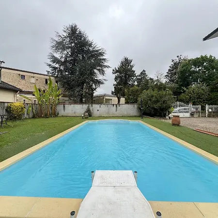 Pool-view In Toulouse Ferienhaus Boussens (Haute-Garonne)
